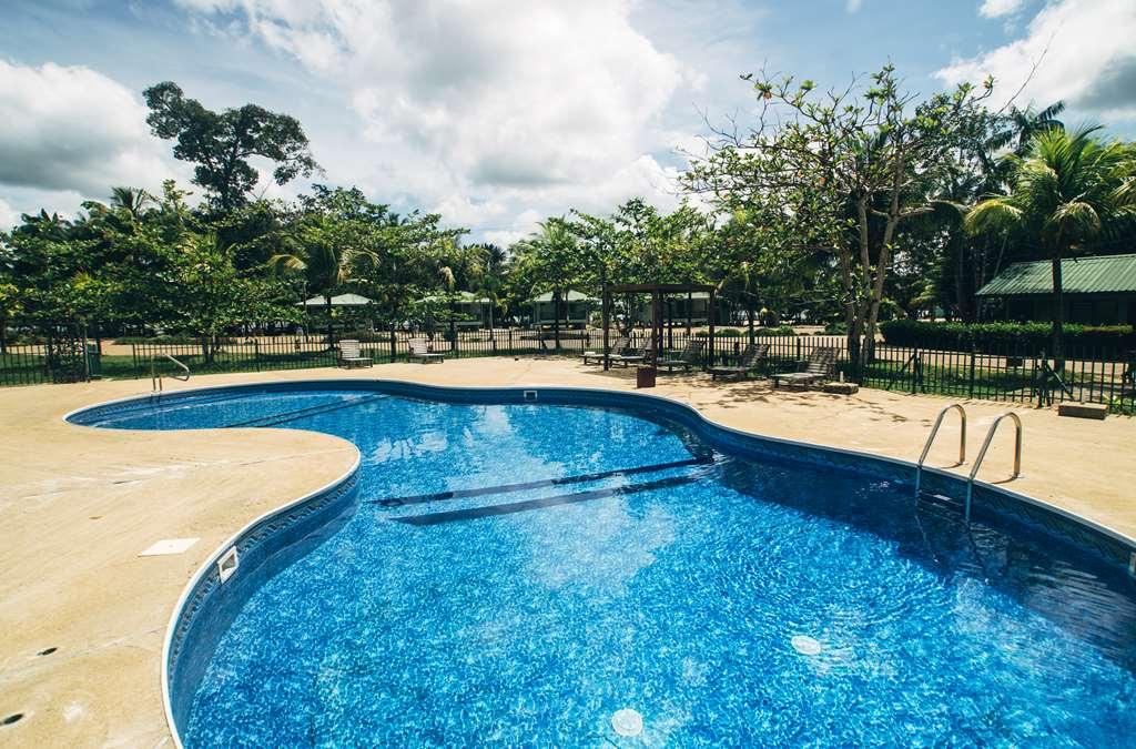 Overbridge River Resort 파라마리보 시설 사진
